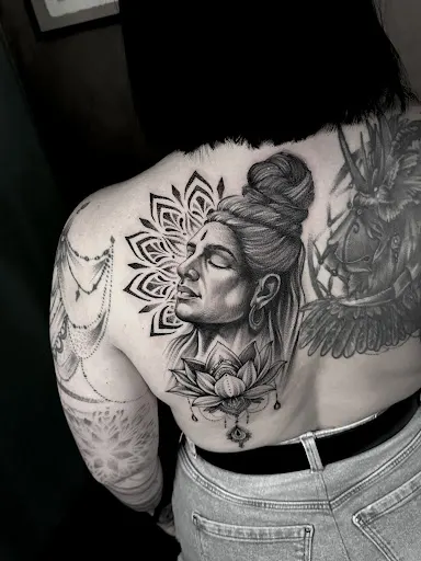 Monaché Ink Studio Tatuażu Artystycznego i Piercingu Jaworzno